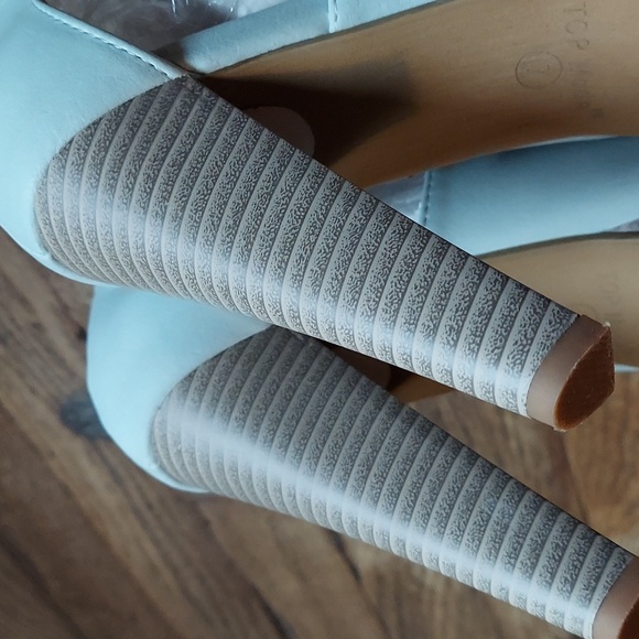 M&M 4 for $12 Shoes - Picture 8 of 11